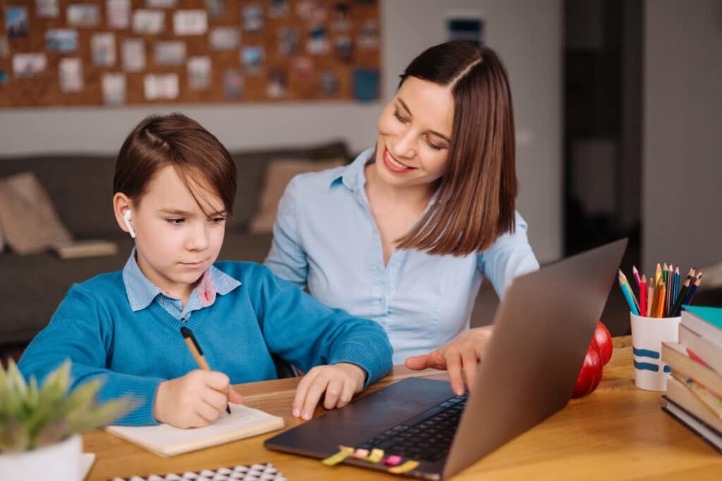 5 Signs Your Child May Need a Reading Tutor